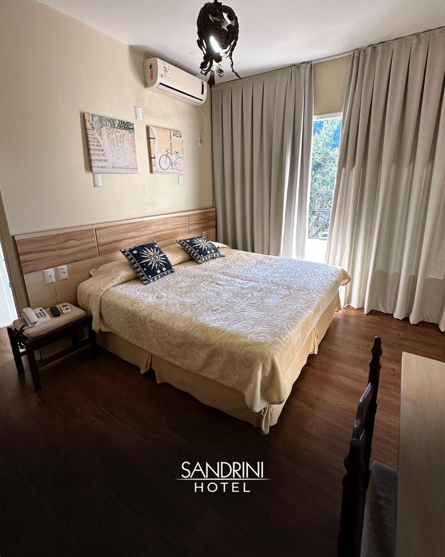 Hotel Sandrini Tubarão Extérieur photo